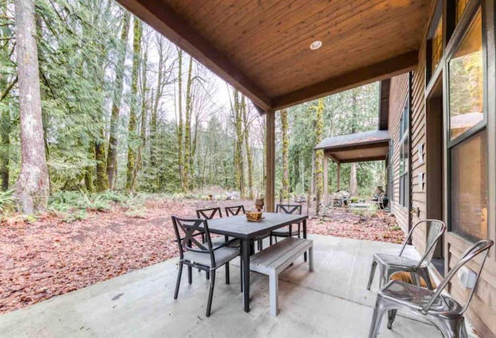 Modern Retreat In Mt Hood Oregon Resort Welches Esterno foto