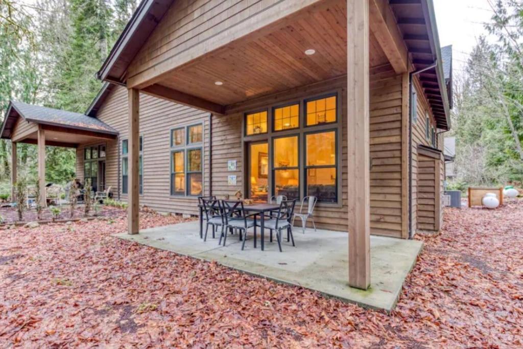 Modern Retreat In Mt Hood Oregon Resort Welches Esterno foto