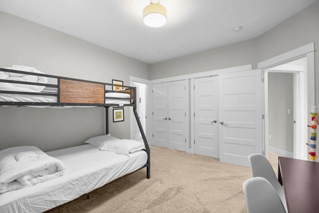 Modern Retreat In Mt Hood Oregon Resort Welches Esterno foto